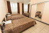 Hotel "Perekrestok"